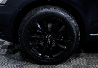 Подержанный автомобиль Audi Q5 2016 года (15 фото)