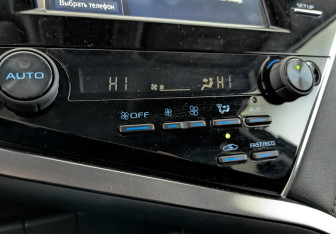 Подержанный автомобиль Toyota Camry Sedan 2021 года (27 фото)