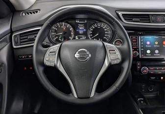 Подержанный автомобиль Nissan X-Trail 2018 года (22 фото)