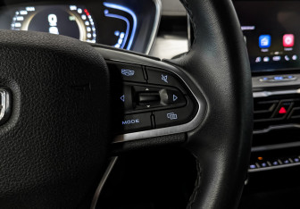 Подержанный автомобиль Geely Coolray 2023 года (27 фото)