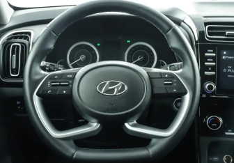 Подержанный автомобиль Hyundai Creta 2022 года (7 фото)
