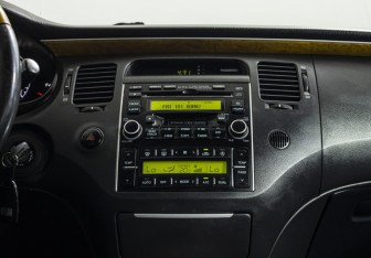 Подержанный автомобиль Hyundai Grandeur 2007 года (12 фото)