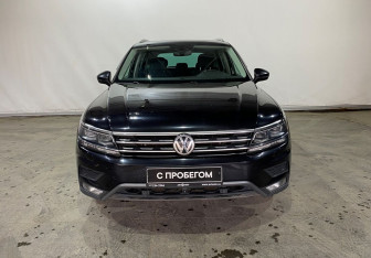 Подержанный автомобиль Volkswagen Tiguan 2018 года (2 фото)