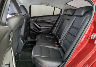 Подержанный автомобиль Mazda 6 Sedan 2013 года (10 фото)