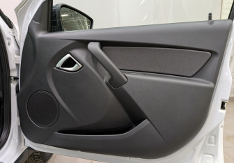 Подержанный автомобиль LADA (ВАЗ) Granta Wagon 2025 года (22 фото)