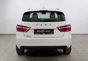 Подержанный автомобиль LADA (ВАЗ) Vesta Wagon 2020 года (15 фото)