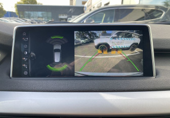 Подержанный автомобиль BMW X5 2017 года (16 фото)