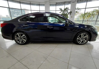 Подержанный автомобиль Subaru Legacy Sedan 2018 года (4 фото)