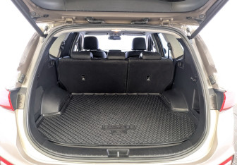 Подержанный автомобиль Hyundai Santa Fe 2018 года (9 фото)