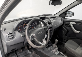 Подержанный автомобиль LADA (ВАЗ) Largus Wagon 2021 года (12 фото)