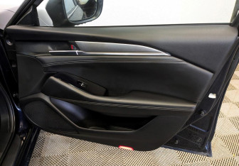 Подержанный автомобиль Mazda 6 Sedan 2019 года (21 фото)