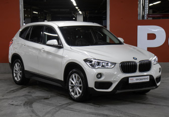 Подержанный автомобиль BMW X1 2018 года (3 фото)