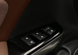 Подержанный автомобиль GAC GS8 2021 года (21 фото)