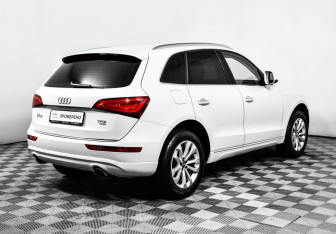 Подержанный автомобиль Audi Q5 2014 года (5 фото)