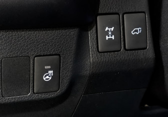 Подержанный автомобиль Toyota RAV4 2018 года (26 фото)