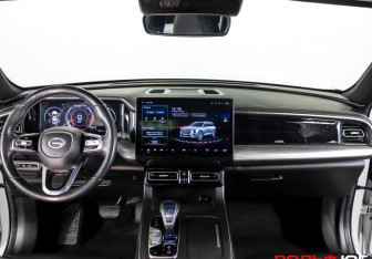 Подержанный автомобиль GAC GS8 2023 года (14 фото)