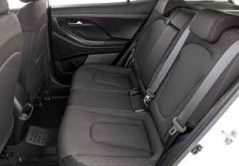 Подержанный автомобиль Hyundai Creta 2021 года (18 фото)