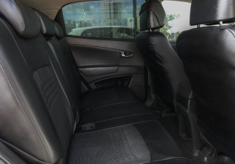 Подержанный автомобиль SsangYong Actyon 2011 года (10 фото)