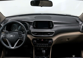 Подержанный автомобиль Hyundai Tucson 2019 года (7 фото)