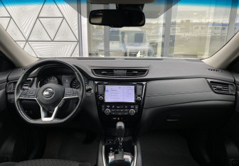 Подержанный автомобиль Nissan X-Trail 2019 года (12 фото)