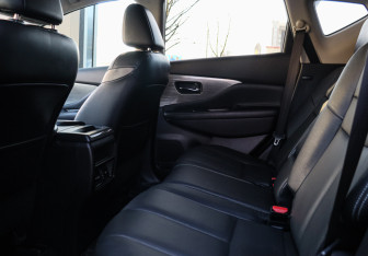 Подержанный автомобиль Nissan Murano Suv 2021 года (9 фото)