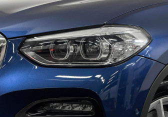 Подержанный автомобиль BMW X4 2019 года (8 фото)