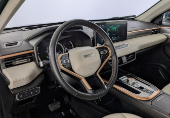 Подержанный автомобиль Haval Jolion 2023 года (15 фото)