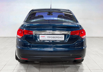 Подержанный автомобиль Citroen C4 Sedan 2015 года (6 фото)
