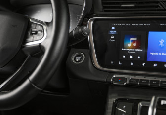 Подержанный автомобиль Geely Atlas Pro 2022 года (11 фото)