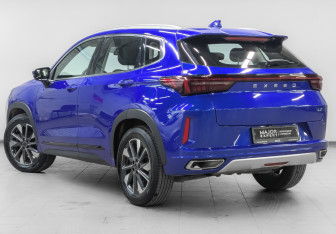 Подержанный автомобиль Exeed LX 2022 года (7 фото)