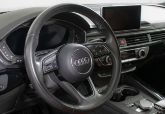 Подержанный автомобиль Audi A5 Liftback 2017 года (12 фото)