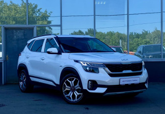 Подержанный автомобиль Kia Seltos 2021 года (3 фото)