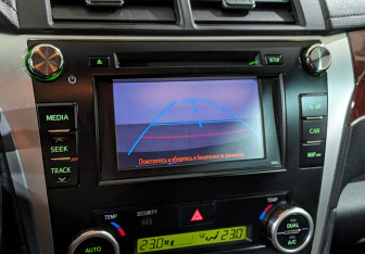 Подержанный автомобиль Toyota Camry Sedan 2014 года (9 фото)