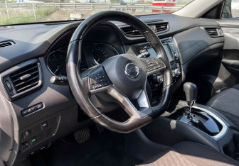 Подержанный автомобиль Nissan X-Trail 2020 года (13 фото)