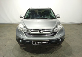 Подержанный автомобиль Honda CR-V 2008 года (2 фото)
