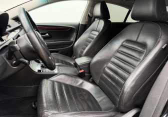 Подержанный автомобиль Volkswagen Passat CC 2011 года (10 фото)