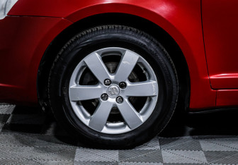 Подержанный автомобиль Suzuki Swift Hatchback 2008 года (15 фото)