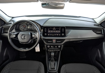 Подержанный автомобиль Skoda Rapid Liftback 2020 года (14 фото)