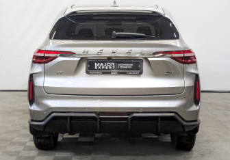 Подержанный автомобиль Haval F7 2024 года (6 фото)