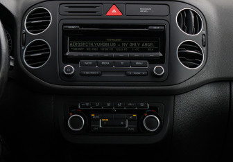 Подержанный автомобиль Volkswagen Golf Plus 2011 года (10 фото)