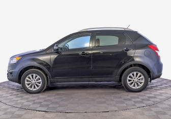 Подержанный автомобиль SsangYong Actyon 2013 года (8 фото)