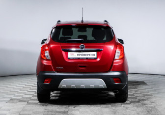 Подержанный автомобиль Opel Mokka 2013 года (6 фото)