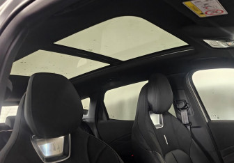 Подержанный автомобиль Omoda C7 2025 года (16 фото)