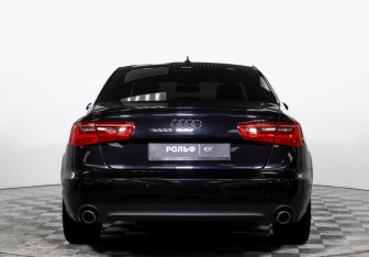 Подержанный автомобиль Audi A6 Sedan 2014 года (6 фото)