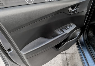 Подержанный автомобиль Hyundai Solaris Sedan 2021 года (19 фото)