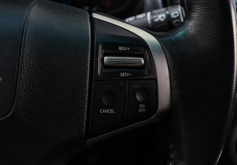 Подержанный автомобиль Chevrolet TrailBlazer 2013 года (20 фото)