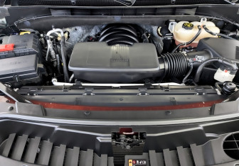 Подержанный автомобиль Cadillac Escalade Suv 2022 года (9 фото)