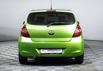 Подержанный автомобиль Hyundai i20 2009 года (6 фото)