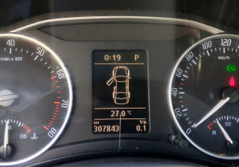 Подержанный автомобиль Skoda Octavia Liftback 2012 года (13 фото)