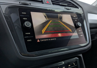 Подержанный автомобиль Volkswagen Tiguan 2021 года (26 фото)